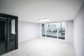 감각을 더해 아늑하고 깔끔한 아파트인…