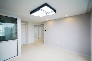 화이트 모던 아파트 인테리어